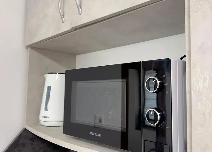 Sea דירה וארנה